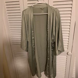 Polyester Robe